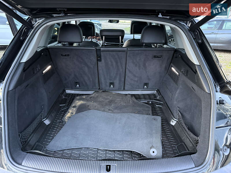 Позашляховик / Кросовер Audi Q5 2018 в Стрию