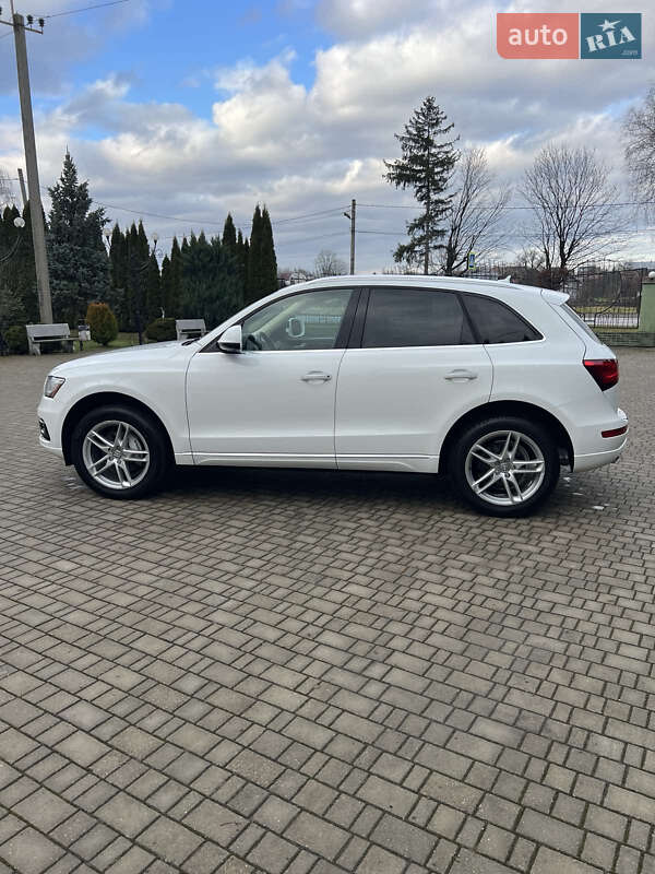 Внедорожник / Кроссовер Audi Q5 2015 в Львове