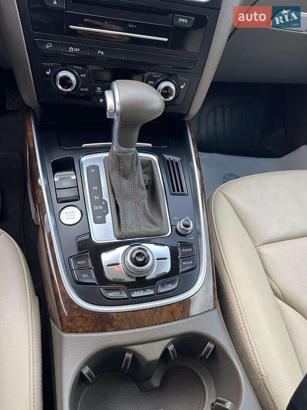 Внедорожник / Кроссовер Audi Q5 2015 в Львове