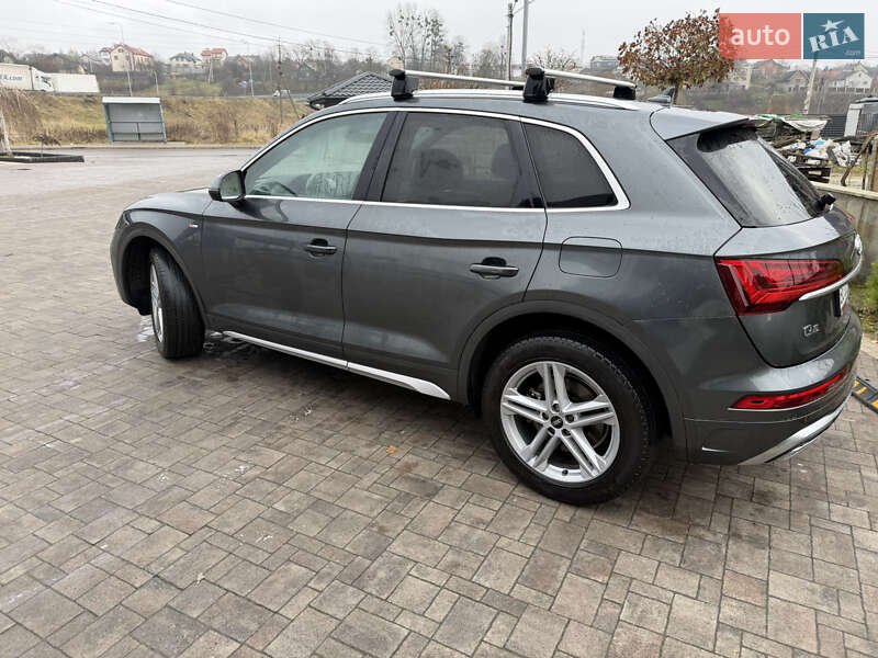 Внедорожник / Кроссовер Audi Q5 2020 в Львове фото 5 Внедорожник / Кроссовер Audi Q5 2020 в Львове