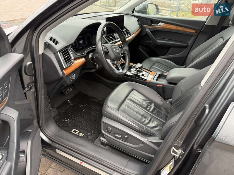 Внедорожник / Кроссовер Audi Q5 2020 в Львове фото 12 Внедорожник / Кроссовер Audi Q5 2020 в Львове
