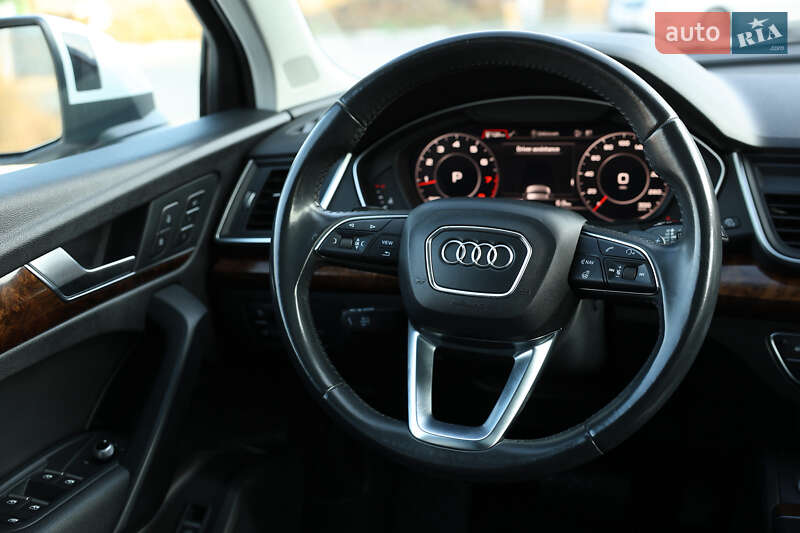 Внедорожник / Кроссовер Audi Q5 2017 в Львове фото 13 Внедорожник / Кроссовер Audi Q5 2017 в Львове