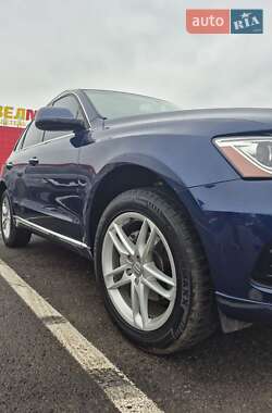 Внедорожник / Кроссовер Audi Q5 2016 в Ровно