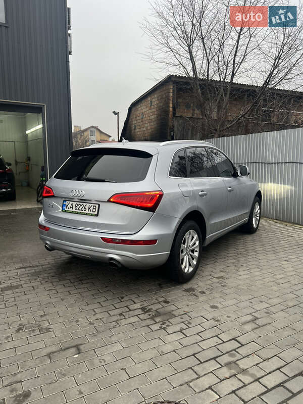 Внедорожник / Кроссовер Audi Q5 2014 в Киеве