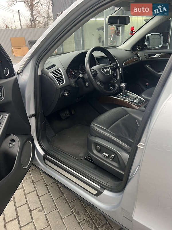 Внедорожник / Кроссовер Audi Q5 2014 в Киеве