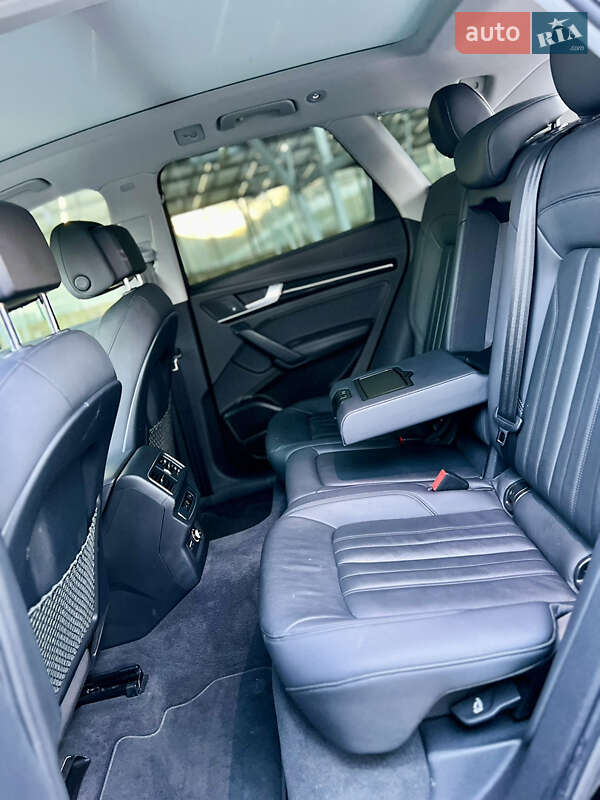 Внедорожник / Кроссовер Audi Q5 2019 в Львове фото 33 Внедорожник / Кроссовер Audi Q5 2019 в Львове