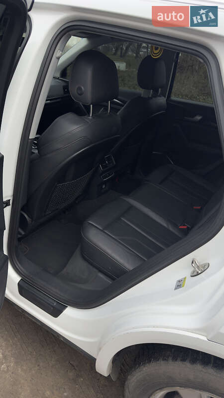 Внедорожник / Кроссовер Audi Q5 2018 в Киеве фото 11 Внедорожник / Кроссовер Audi Q5 2018 в Киеве