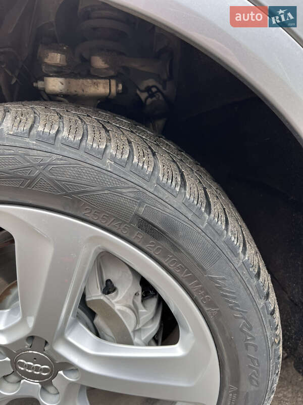 Внедорожник / Кроссовер Audi Q5 2021 в Дунаевцах