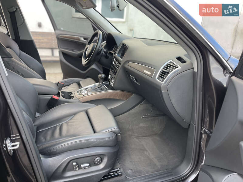 Внедорожник / Кроссовер Audi Q5 2014 в Луцке