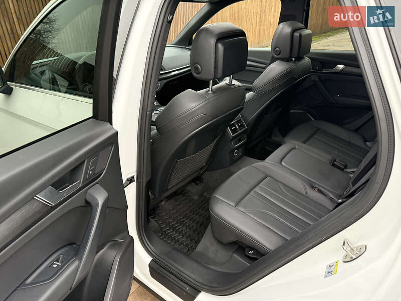 Внедорожник / Кроссовер Audi Q5 2017 в Киеве фото 13 Внедорожник / Кроссовер Audi Q5 2017 в Киеве