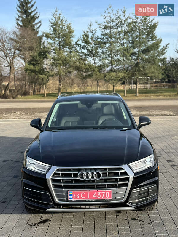 Внедорожник / Кроссовер Audi Q5 2019 в Львове