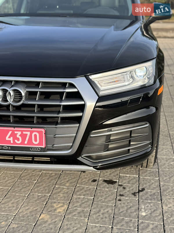 Внедорожник / Кроссовер Audi Q5 2019 в Львове