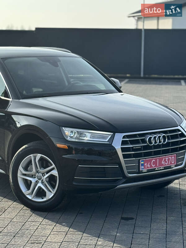 Внедорожник / Кроссовер Audi Q5 2019 в Львове