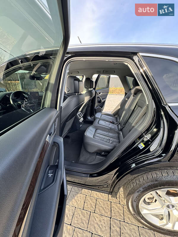 Внедорожник / Кроссовер Audi Q5 2019 в Львове