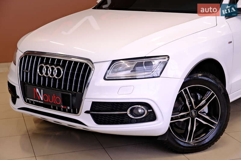 Позашляховик / Кросовер Audi Q5 2012 в Одесі