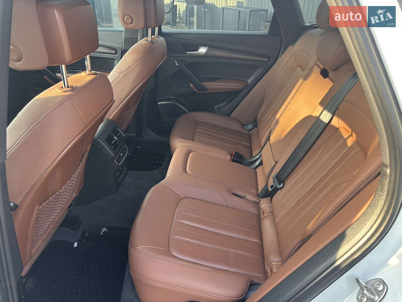 Внедорожник / Кроссовер Audi Q5 2020 в Косове фото 33 Внедорожник / Кроссовер Audi Q5 2020 в Косове