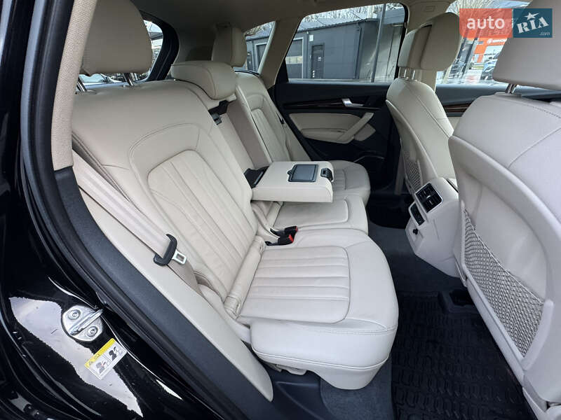 Внедорожник / Кроссовер Audi Q5 2017 в Луцке фото 28 Внедорожник / Кроссовер Audi Q5 2017 в Луцке