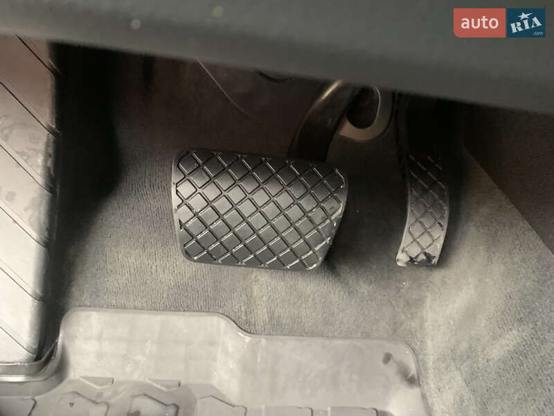 Внедорожник / Кроссовер Audi Q5 2019 в Черновцах