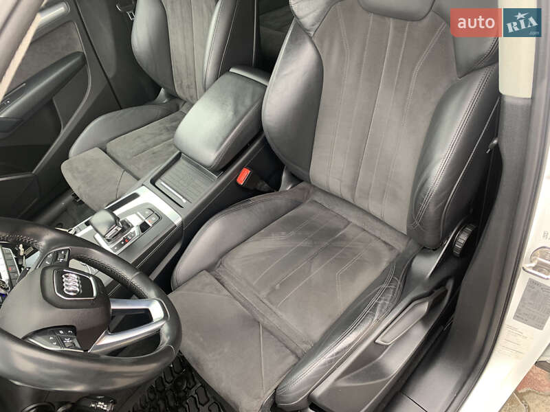 Внедорожник / Кроссовер Audi Q5 2019 в Черновцах