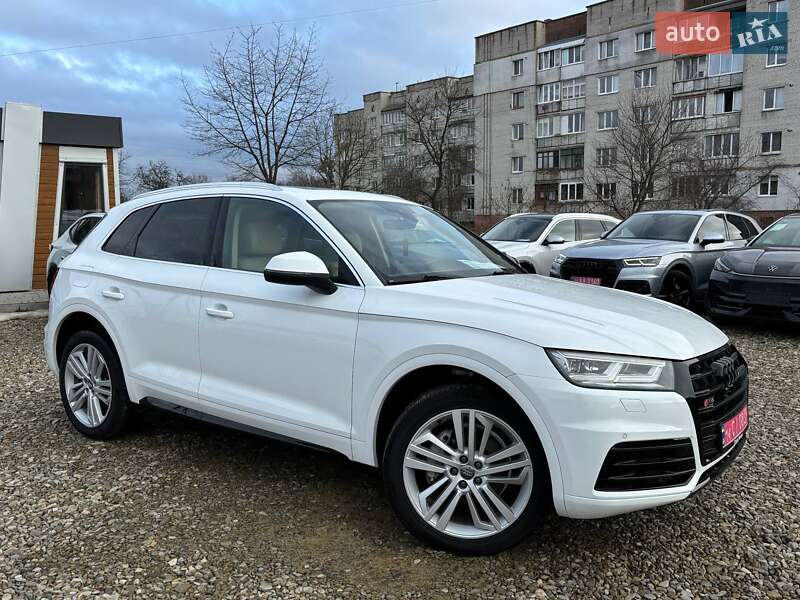 Позашляховик / Кросовер Audi Q5 2017 в Стрию