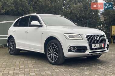 Позашляховик / Кросовер Audi Q5 2016 в Чернівцях
