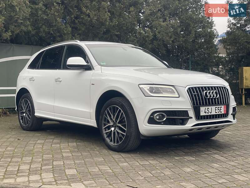 Позашляховик / Кросовер Audi Q5 2016 в Чернівцях