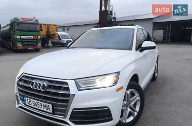 Позашляховик / Кросовер Audi Q5 2018 в Вінниці