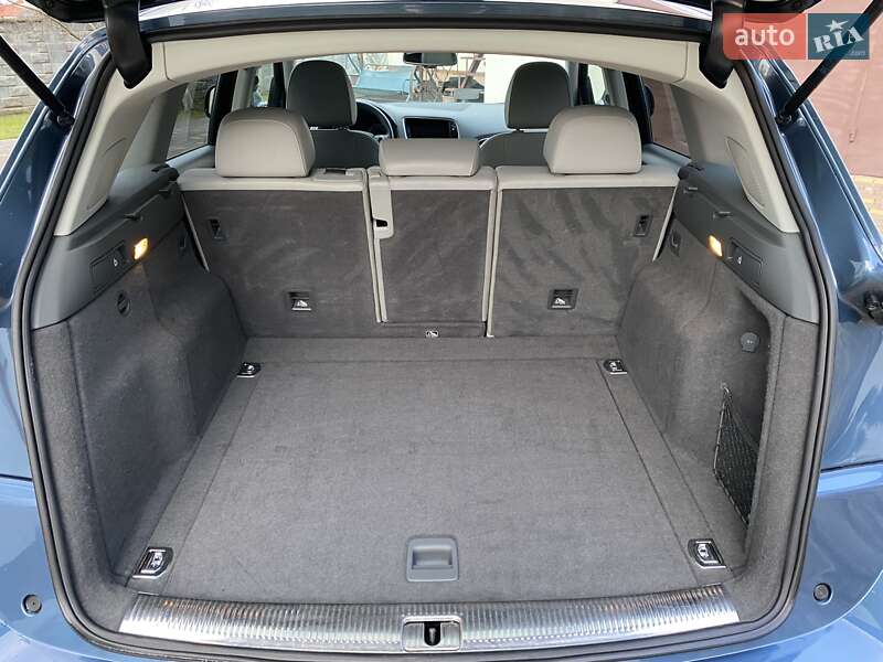 Внедорожник / Кроссовер Audi Q5 2015 в Ровно