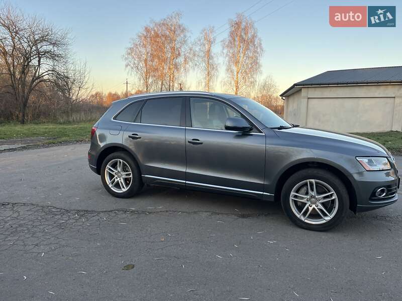 Внедорожник / Кроссовер Audi Q5 2015 в Дубно