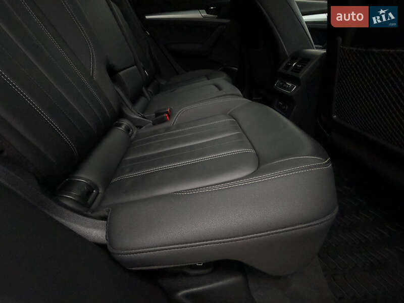 Внедорожник / Кроссовер Audi Q5 2022 в Тернополе