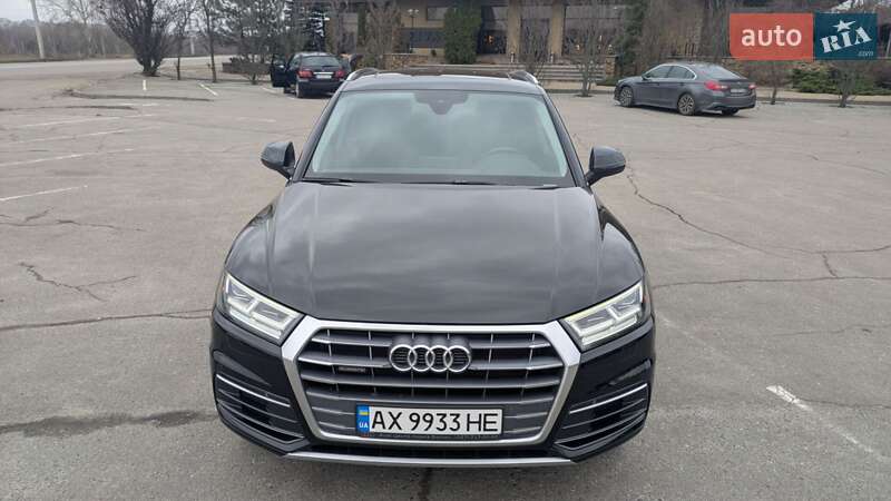 Внедорожник / Кроссовер Audi Q5 2018 в Ахтырке