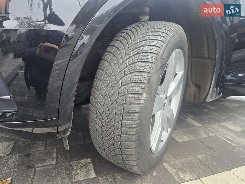 Внедорожник / Кроссовер Audi Q5 2018 в Ужгороде фото 17 Внедорожник / Кроссовер Audi Q5 2018 в Ужгороде