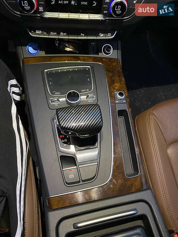 Внедорожник / Кроссовер Audi Q5 2017 в Калуше фото 16 Внедорожник / Кроссовер Audi Q5 2017 в Калуше