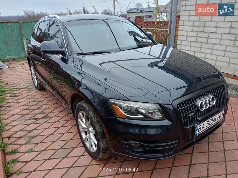 Внедорожник / Кроссовер Audi Q5 2011 в Кропивницком