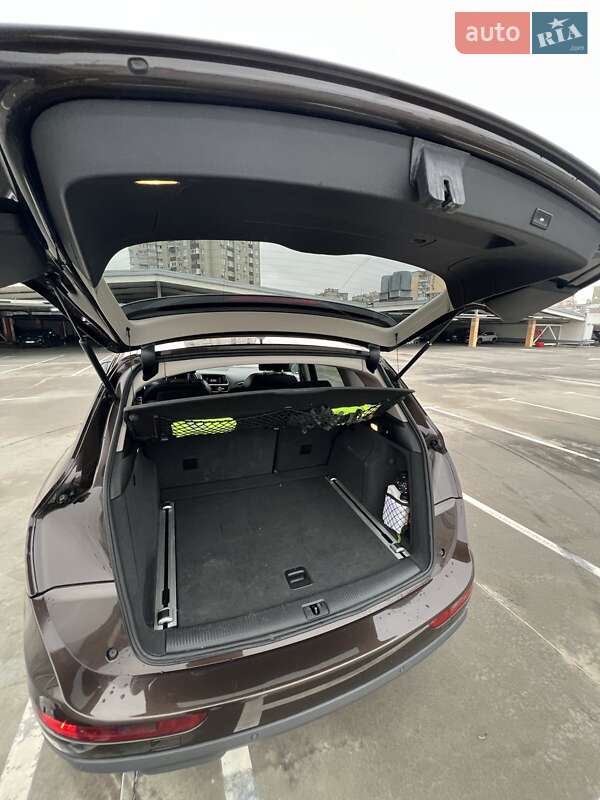 Внедорожник / Кроссовер Audi Q5 2011 в Киеве фото 18 Внедорожник / Кроссовер Audi Q5 2011 в Киеве