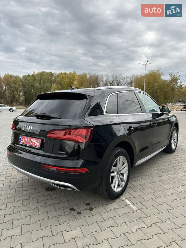 Внедорожник / Кроссовер Audi Q5 2019 в Киеве