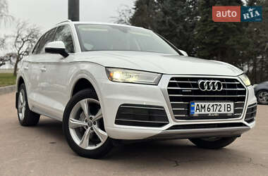 Позашляховик / Кросовер Audi Q5 2019 в Житомирі