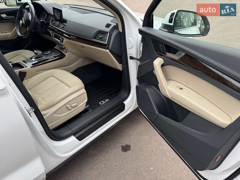 Внедорожник / Кроссовер Audi Q5 2019 в Житомире фото 14 Внедорожник / Кроссовер Audi Q5 2019 в Житомире