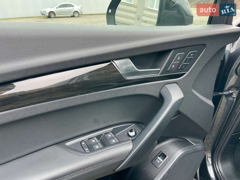 Внедорожник / Кроссовер Audi Q5 2019 в Черновцах фото 35 Внедорожник / Кроссовер Audi Q5 2019 в Черновцах