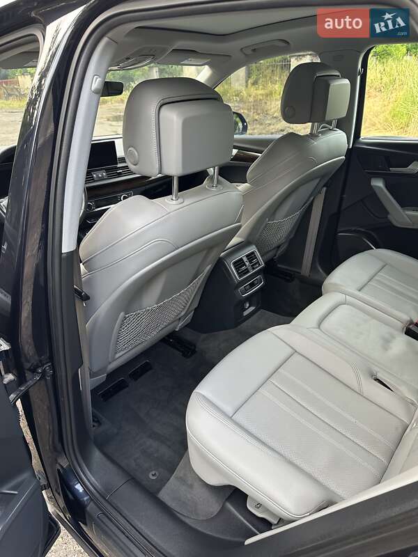 Внедорожник / Кроссовер Audi Q5 2018 в Львове фото 57 Внедорожник / Кроссовер Audi Q5 2018 в Львове