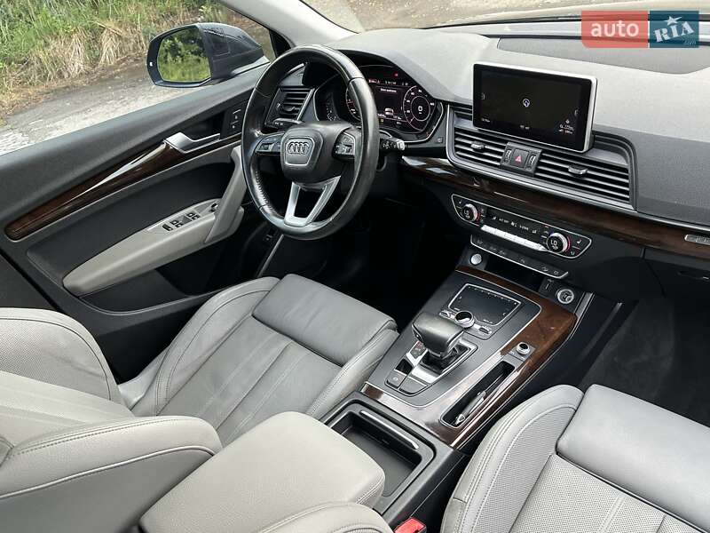 Внедорожник / Кроссовер Audi Q5 2018 в Львове фото 60 Внедорожник / Кроссовер Audi Q5 2018 в Львове