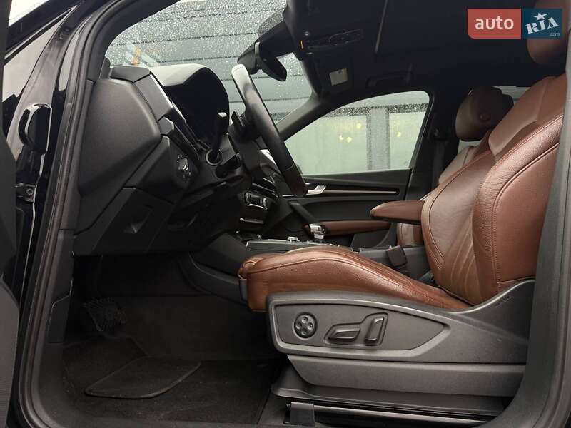 Внедорожник / Кроссовер Audi Q5 2018 в Ровно