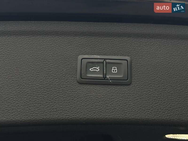 Внедорожник / Кроссовер Audi Q5 2018 в Ровно