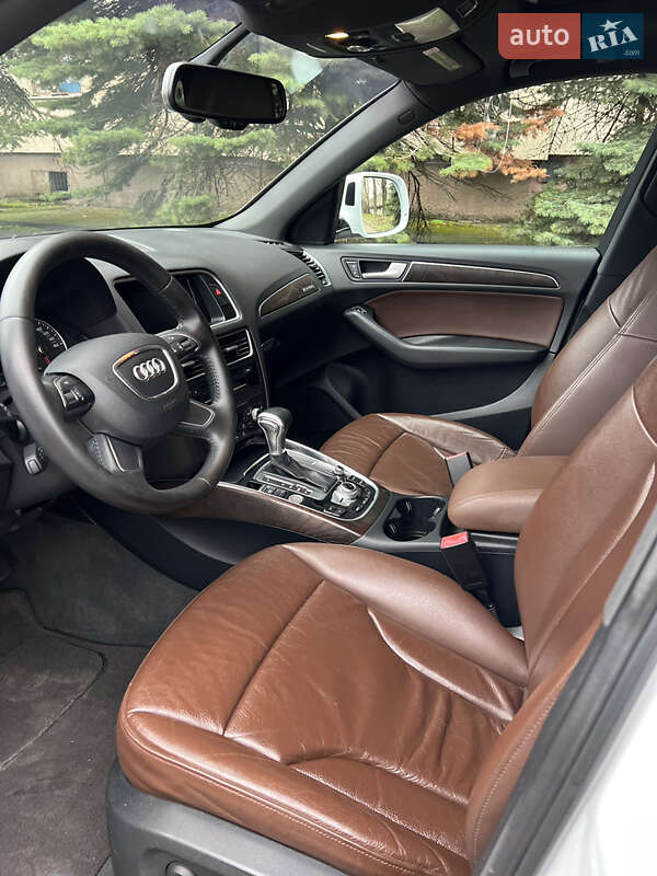 Внедорожник / Кроссовер Audi Q5 2015 в Николаеве