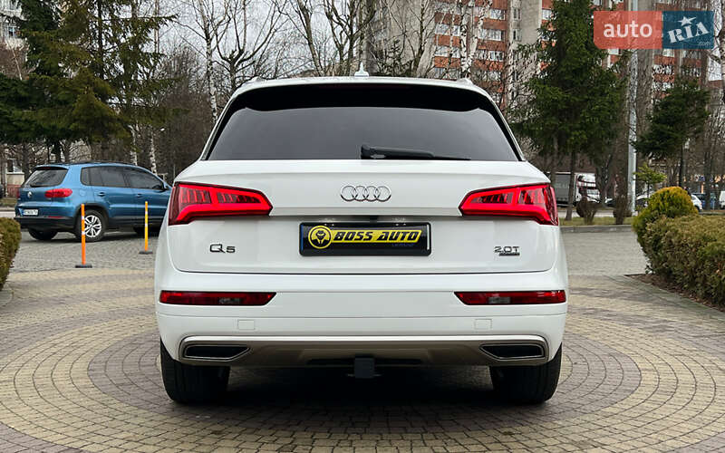 Внедорожник / Кроссовер Audi Q5 2017 в Львове