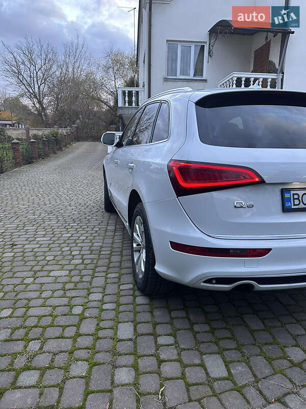 Внедорожник / Кроссовер Audi Q5 2016 в Львове