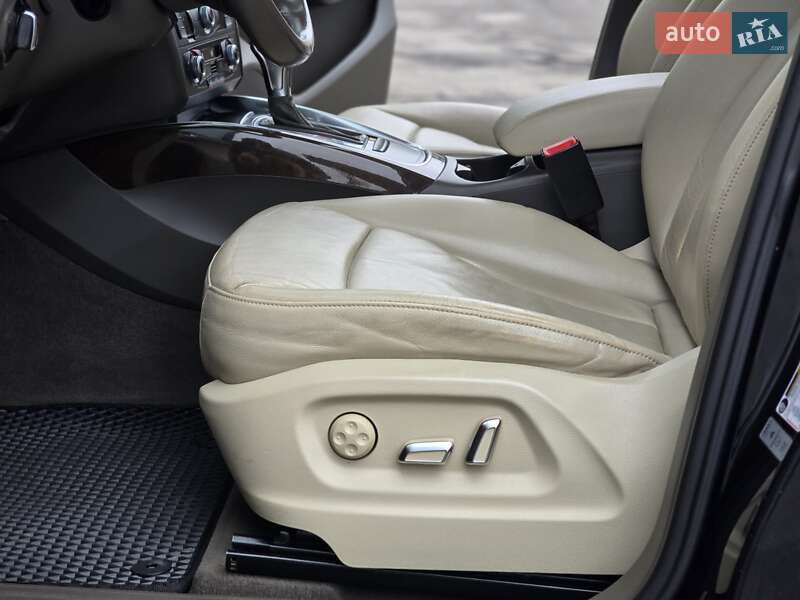 Внедорожник / Кроссовер Audi Q5 2012 в Харькове