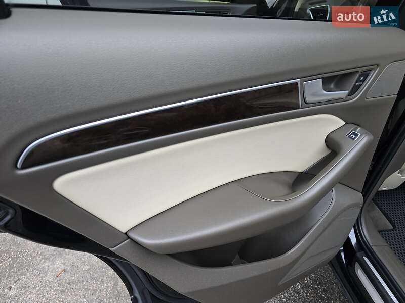 Внедорожник / Кроссовер Audi Q5 2012 в Харькове