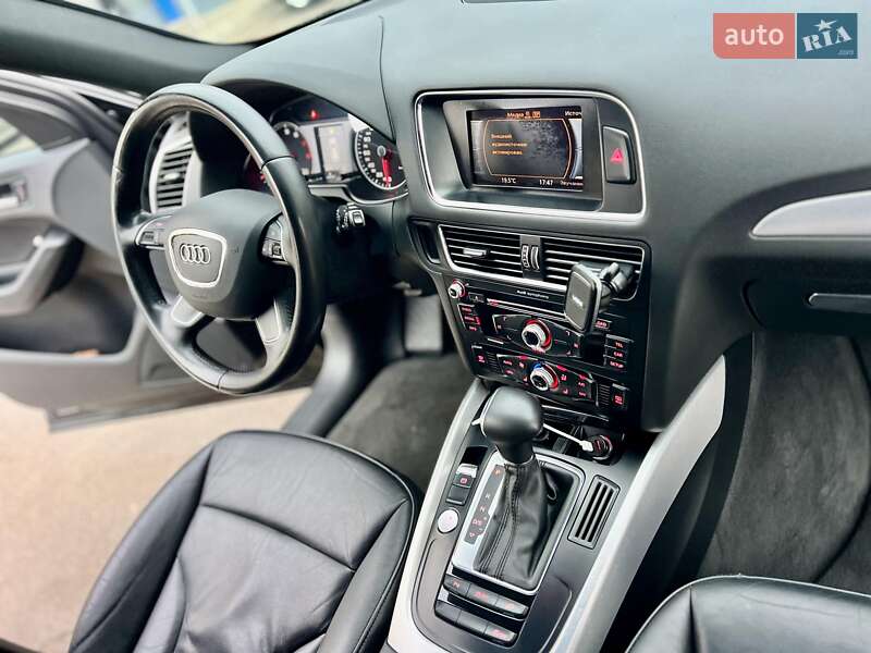 Внедорожник / Кроссовер Audi Q5 2014 в Киеве