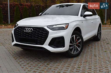 Позашляховик / Кросовер Audi Q5 2021 в Києві